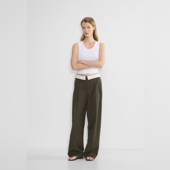 Aritzia Pants - Aritzia Babaton Pants